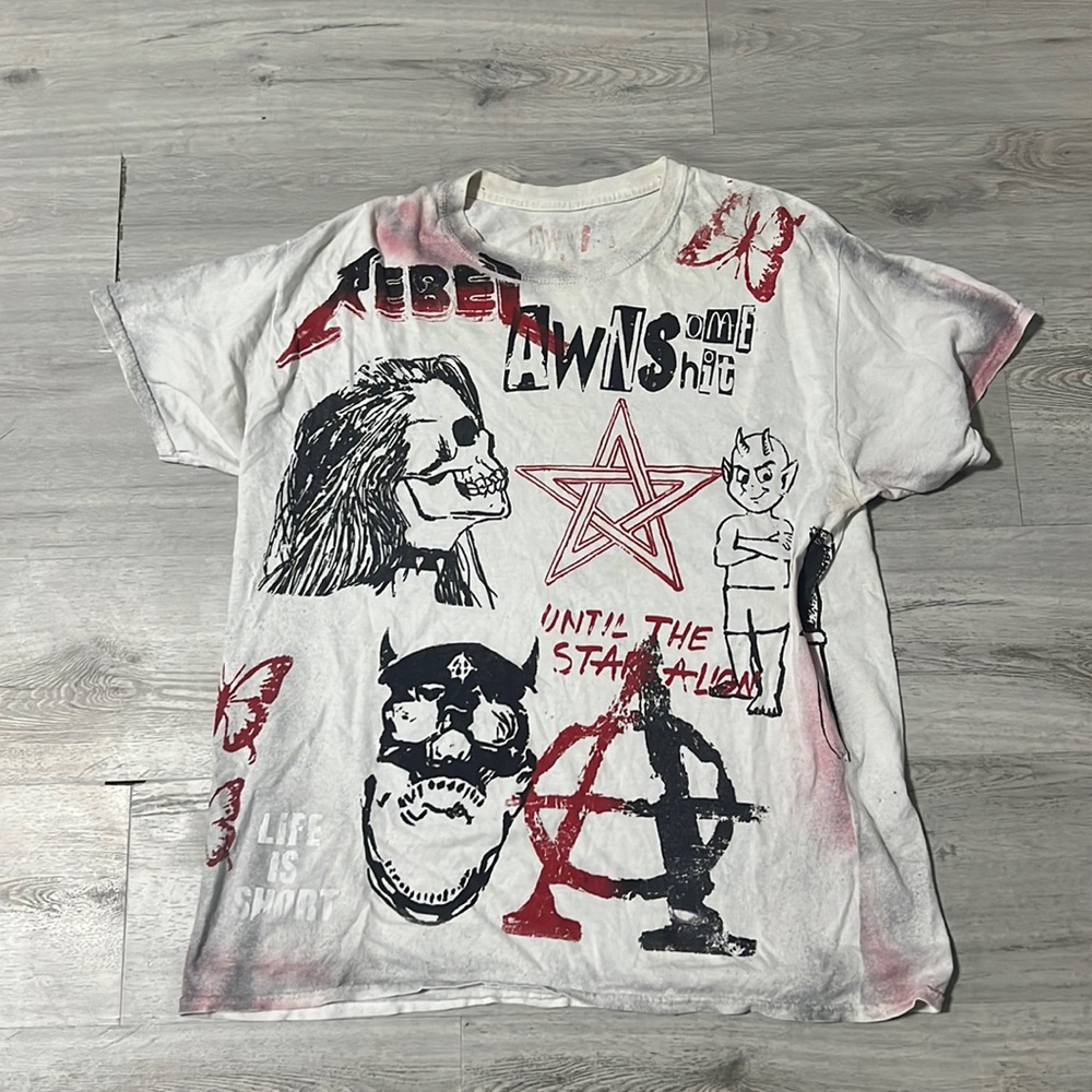 Awns t shirt